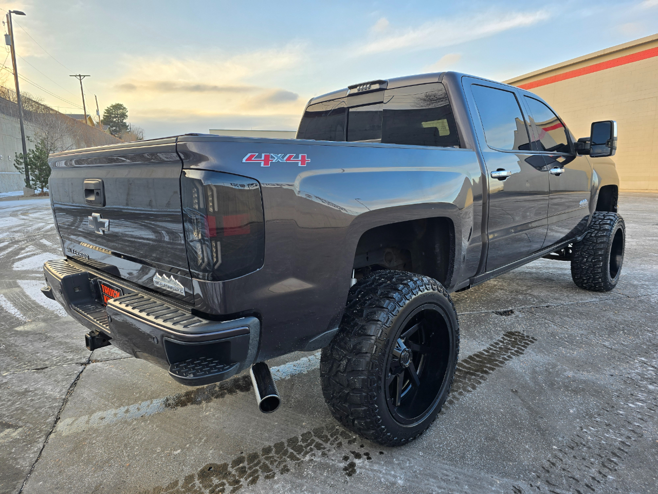 Chevrolet Silverado 1500 4WD Crew Cab 143.5" High Country 2014