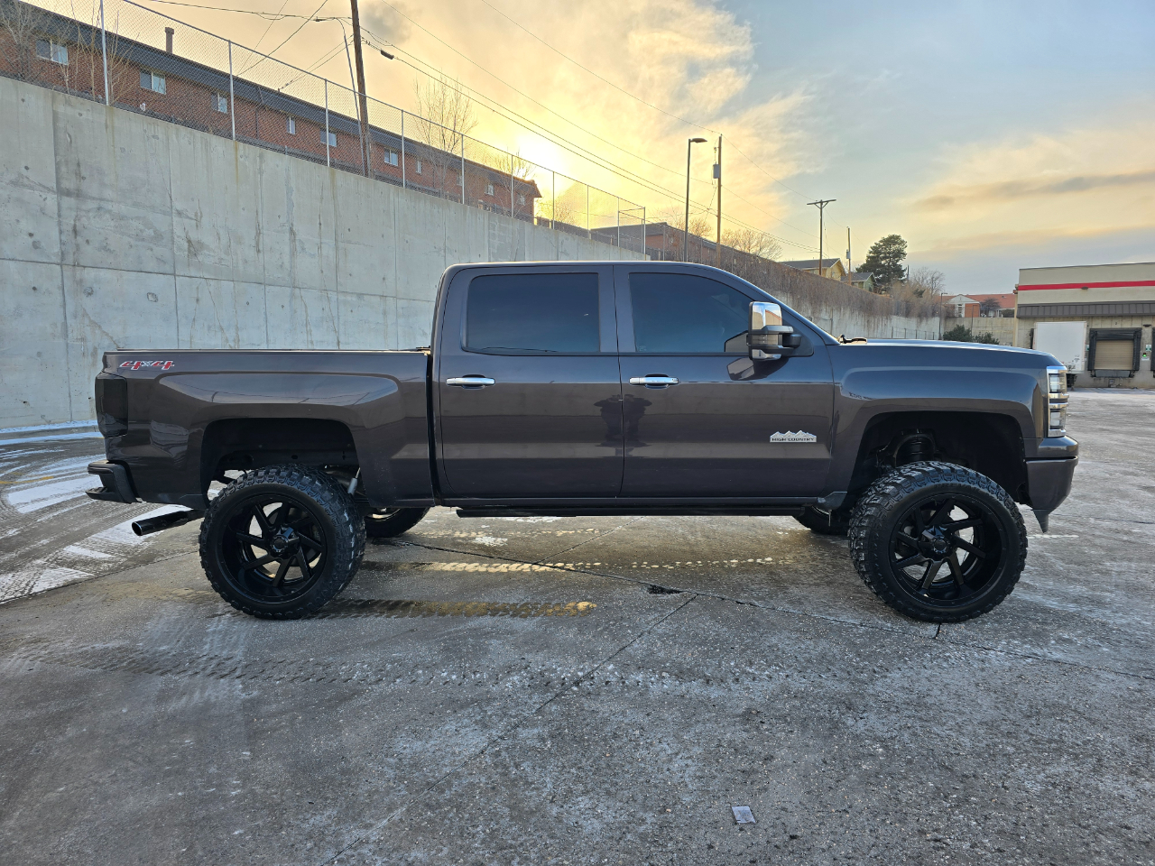 Chevrolet Silverado 1500 4WD Crew Cab 143.5" High Country 2014