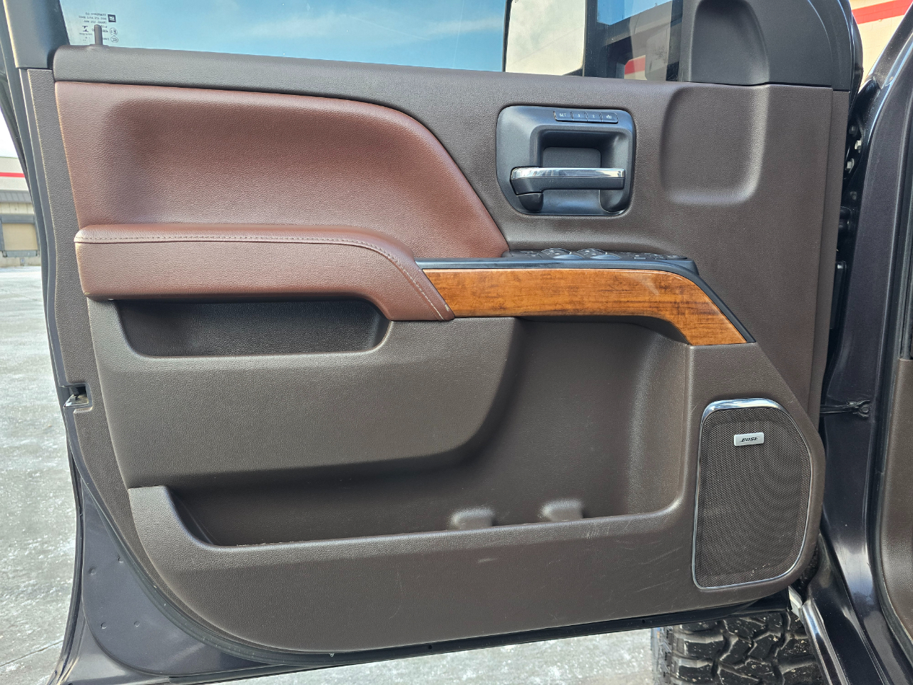 Chevrolet Silverado 1500 4WD Crew Cab 143.5" High Country 2014