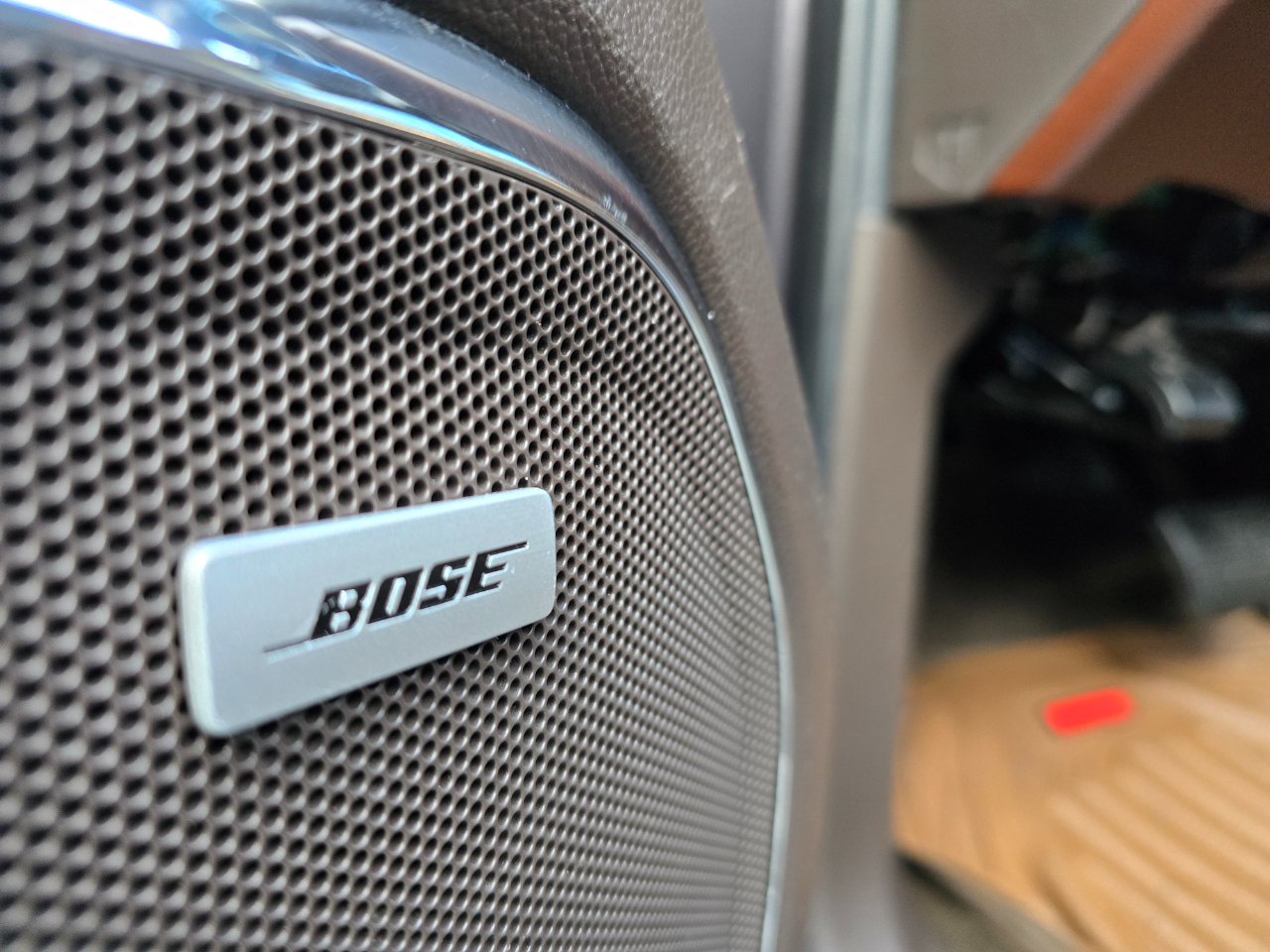 Chevrolet Silverado 1500 4WD Crew Cab 143.5" High Country 2014