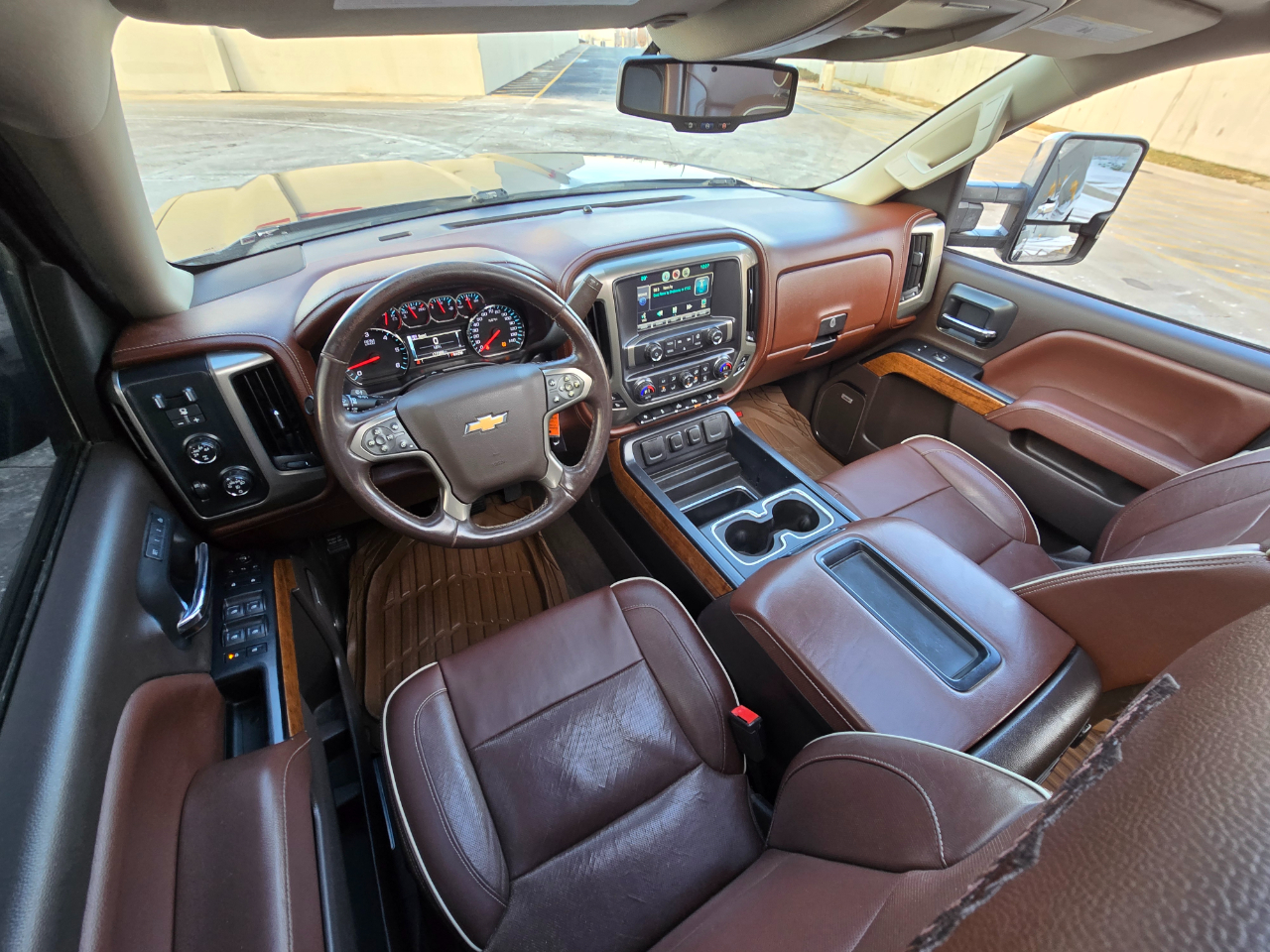 Chevrolet Silverado 1500 4WD Crew Cab 143.5" High Country 2014