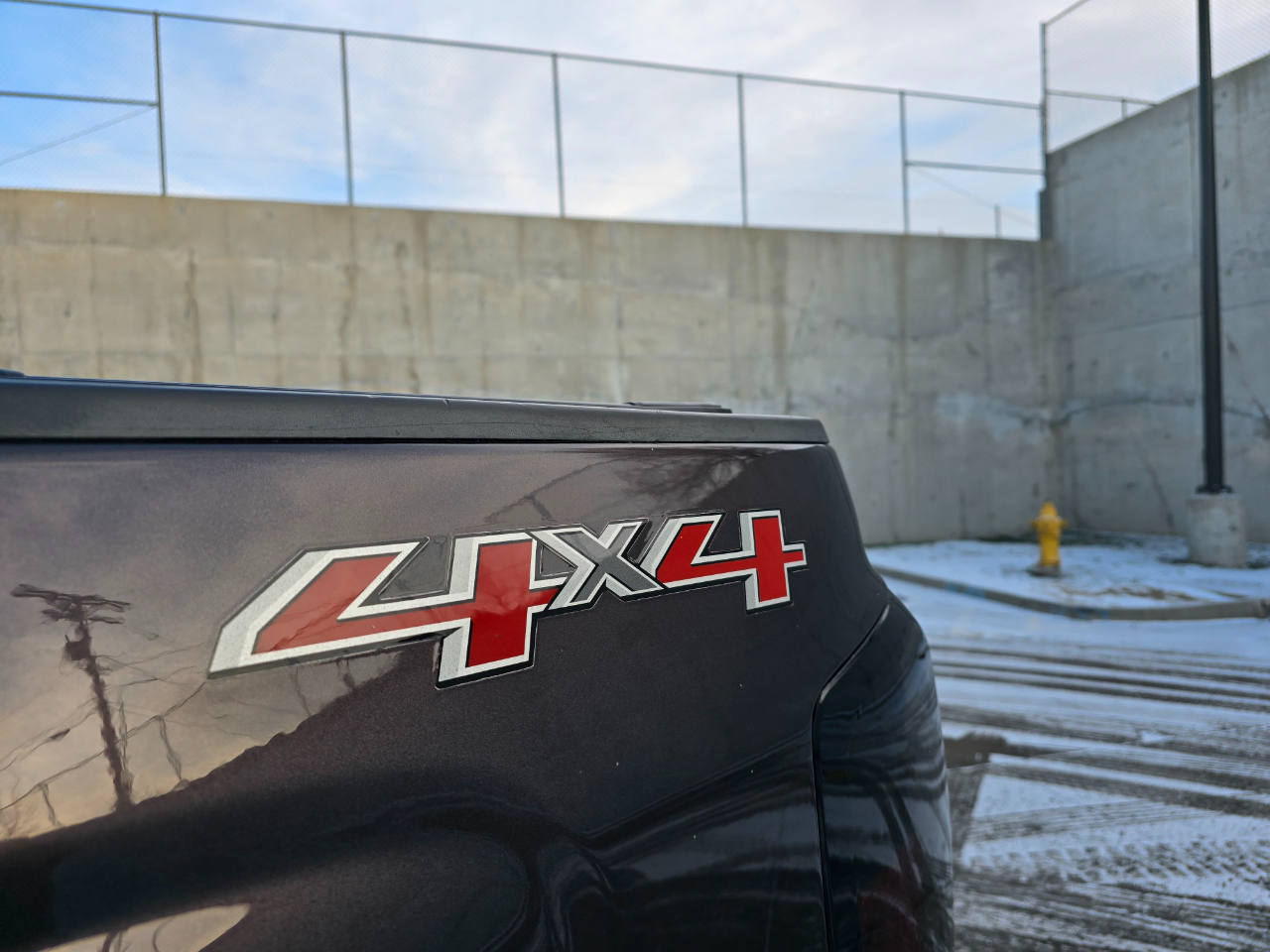 Chevrolet Silverado 1500 4WD Crew Cab 143.5" High Country 2014