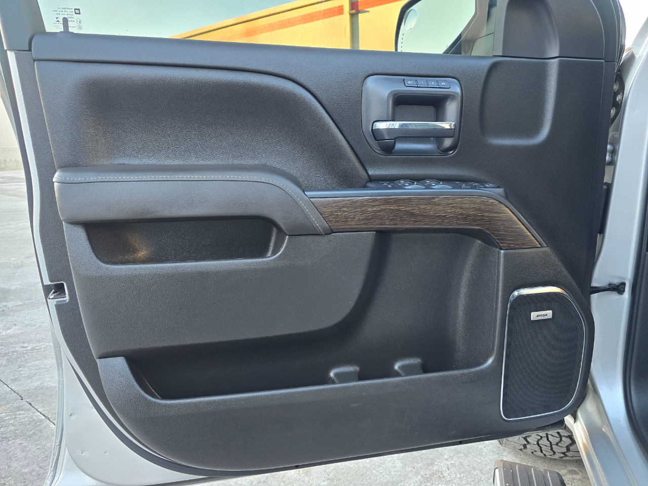 GMC Sierra 1500 4WD Crew Cab 143.5" Denali 2018