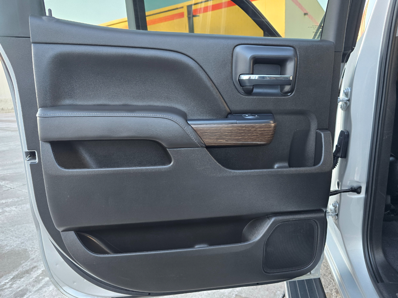 GMC Sierra 1500 4WD Crew Cab 143.5" Denali 2018