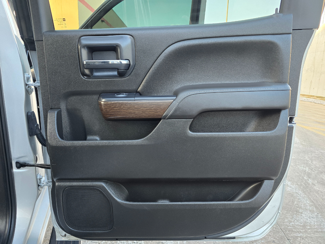 GMC Sierra 1500 4WD Crew Cab 143.5" Denali 2018