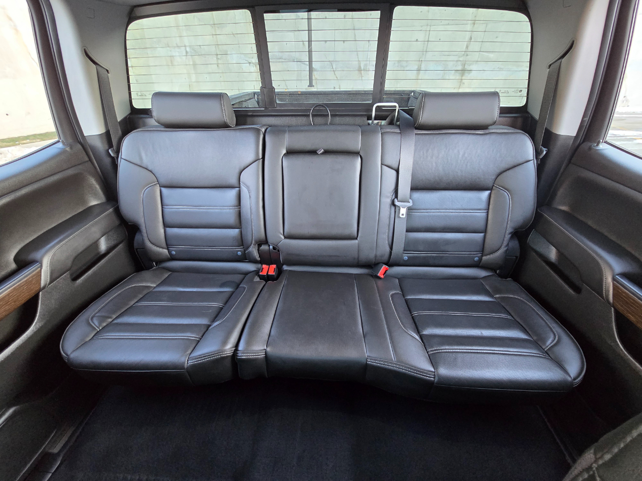 GMC Sierra 1500 4WD Crew Cab 143.5" Denali 2018