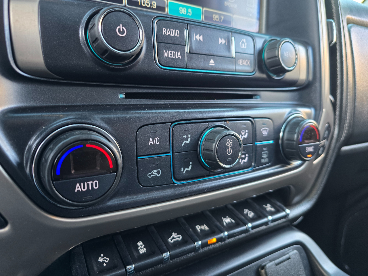 GMC Sierra 1500 4WD Crew Cab 143.5" Denali 2018