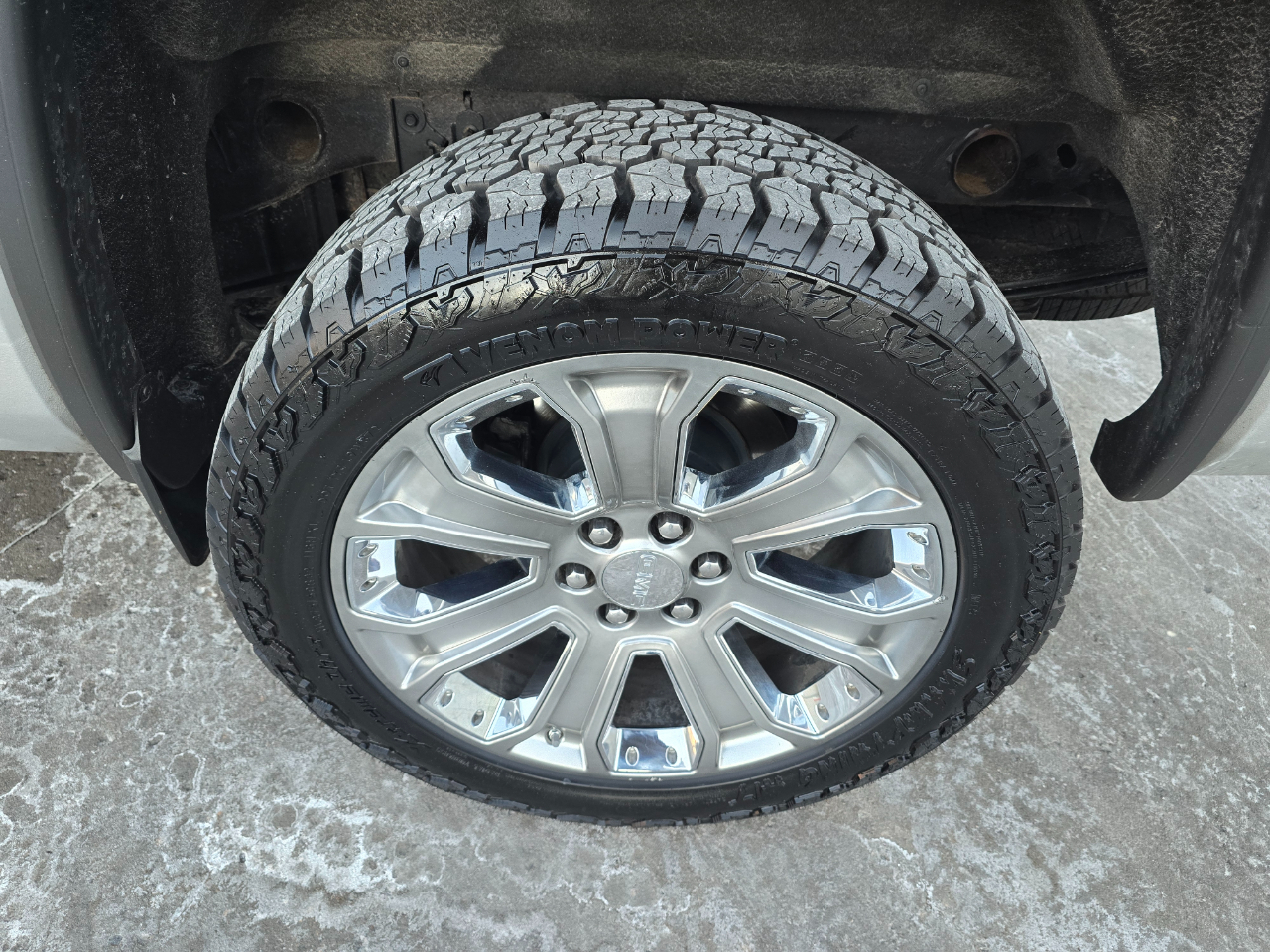 GMC Sierra 1500 4WD Crew Cab 143.5" Denali 2018