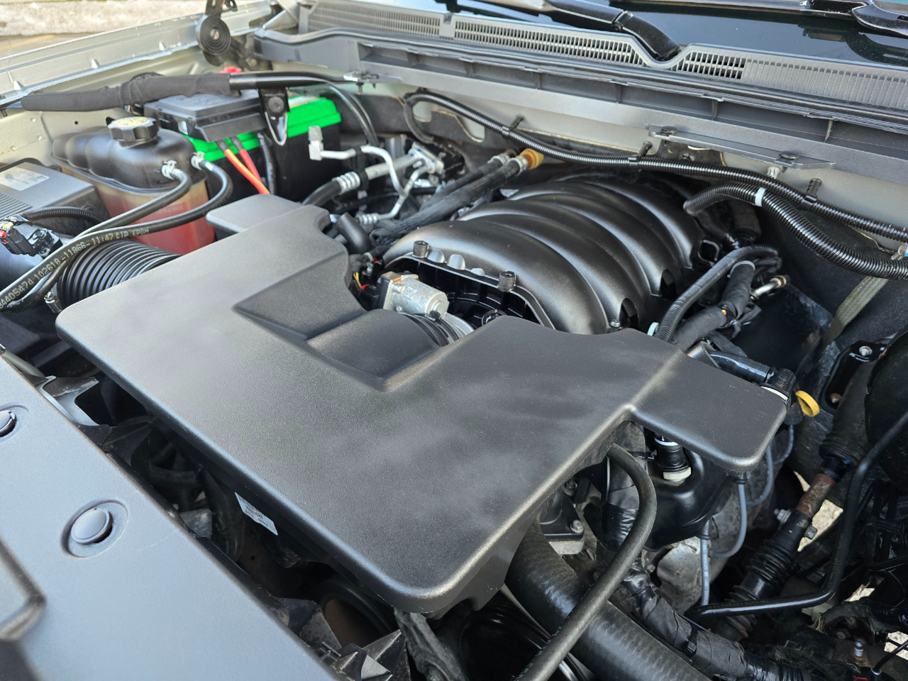 GMC Sierra 1500 4WD Crew Cab 143.5" Denali 2018