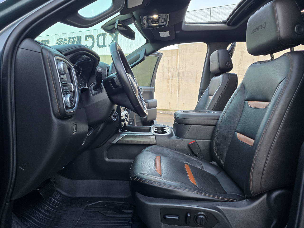 GMC Sierra 1500 4WD Crew Cab 147" AT4 2019