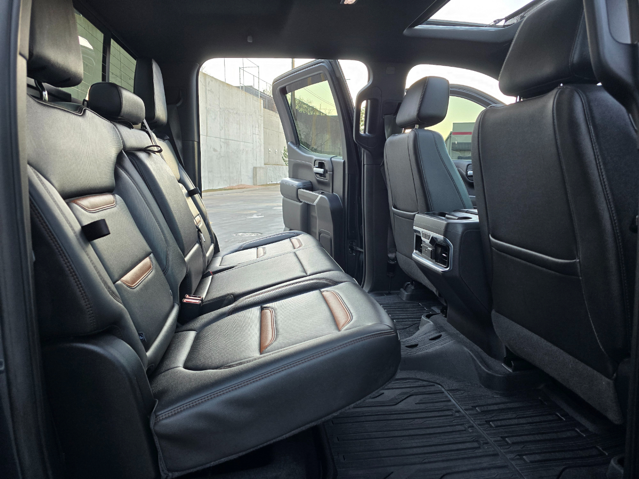 GMC Sierra 1500 4WD Crew Cab 147" AT4 2019