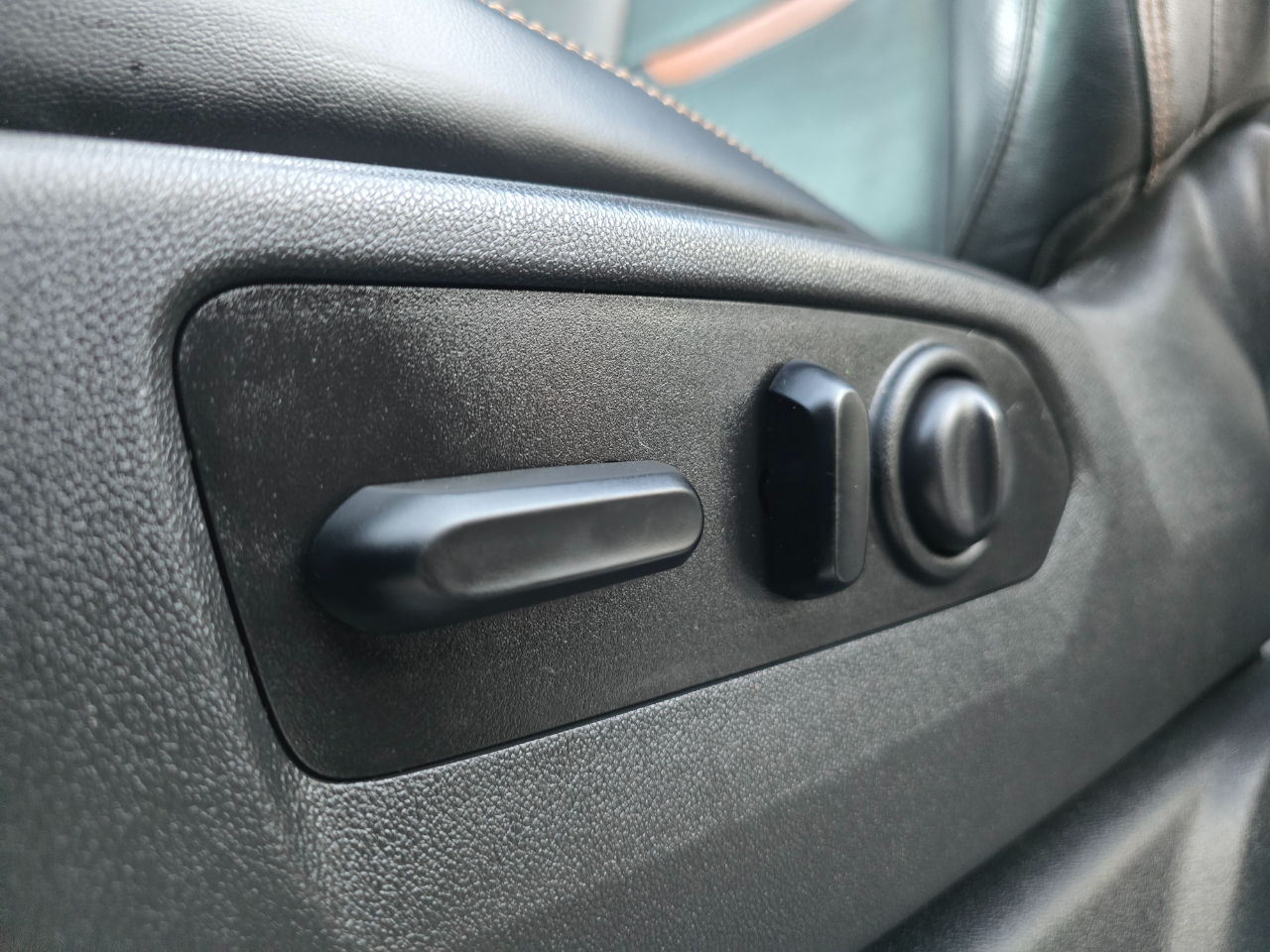 GMC Sierra 1500 4WD Crew Cab 147" AT4 2019