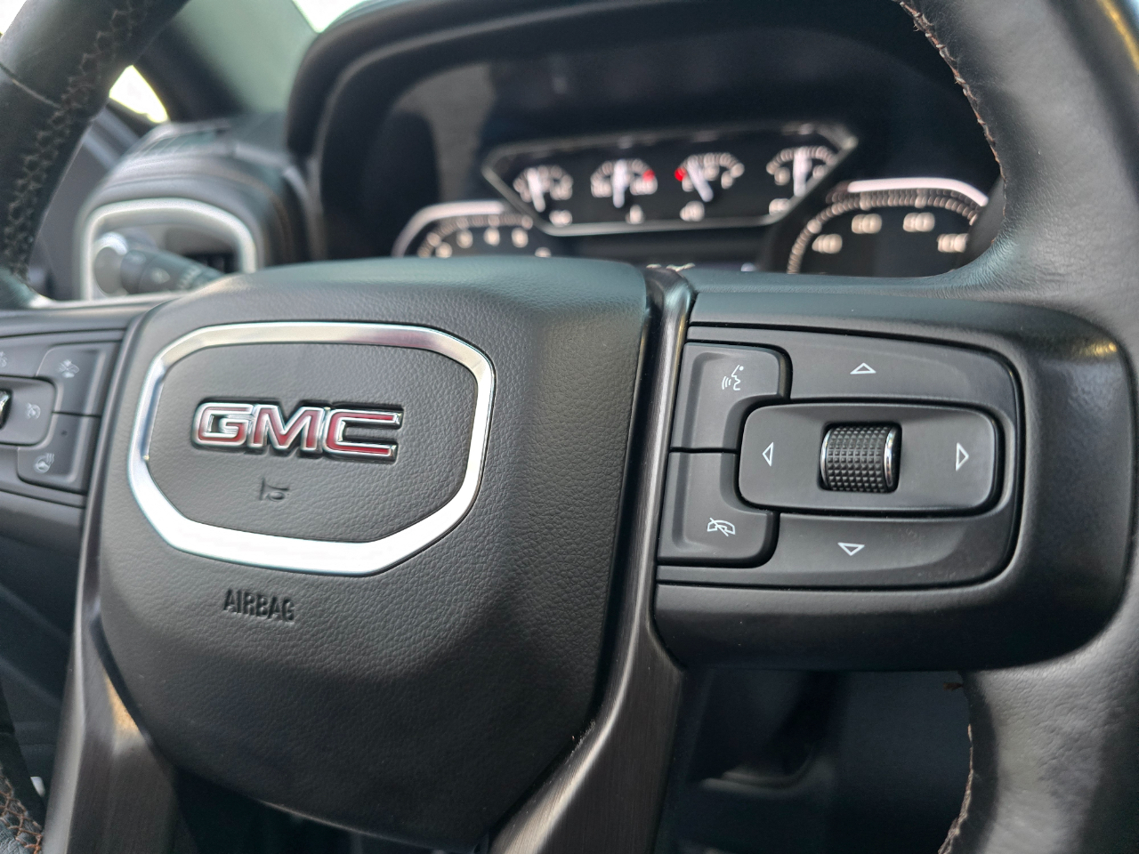 GMC Sierra 1500 4WD Crew Cab 147" AT4 2019