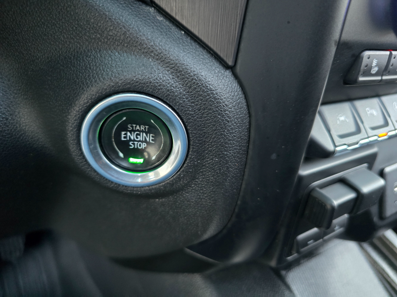 GMC Sierra 1500 4WD Crew Cab 147" AT4 2019