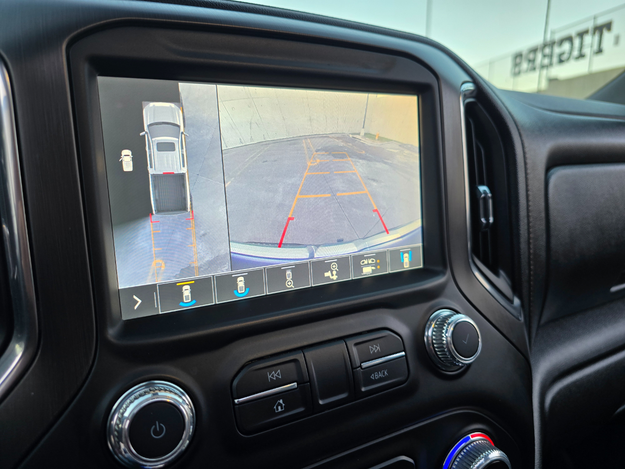 GMC Sierra 1500 4WD Crew Cab 147" AT4 2019