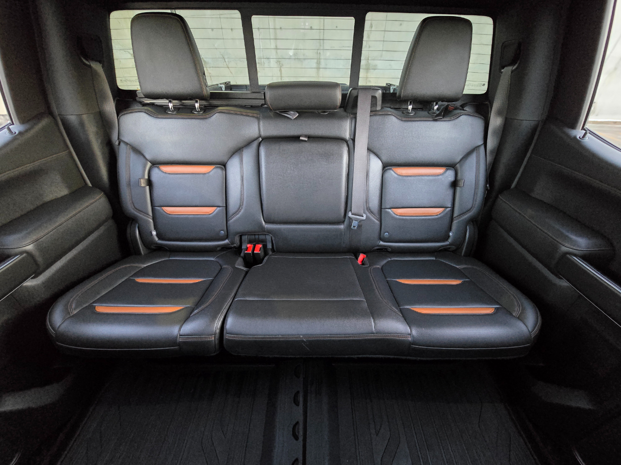 GMC Sierra 1500 4WD Crew Cab 147" AT4 2019