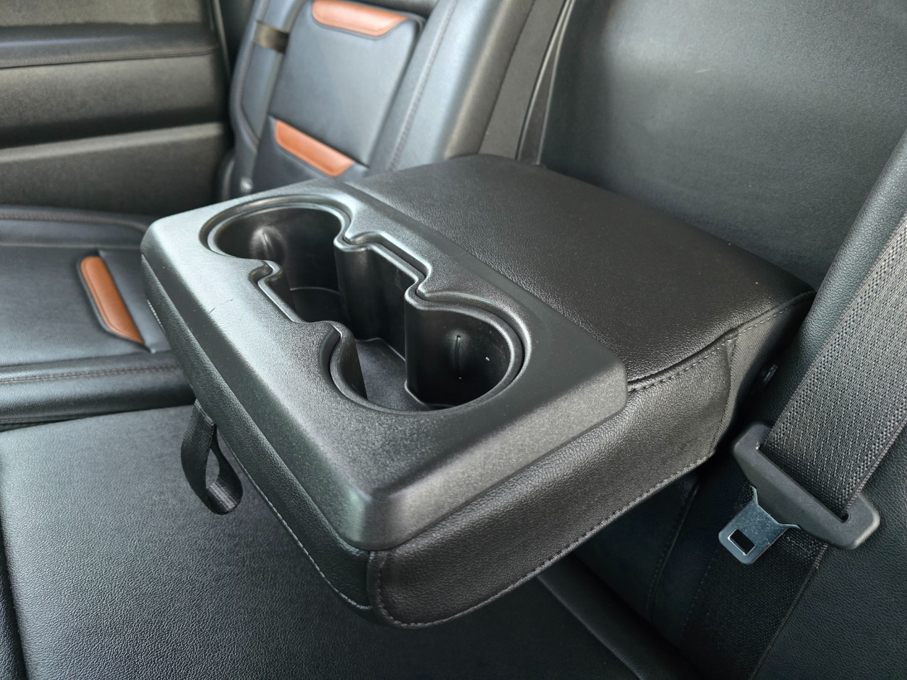 GMC Sierra 1500 4WD Crew Cab 147" AT4 2019