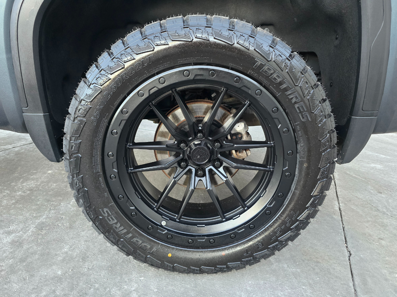 GMC Sierra 1500 4WD Crew Cab 147" AT4 2019