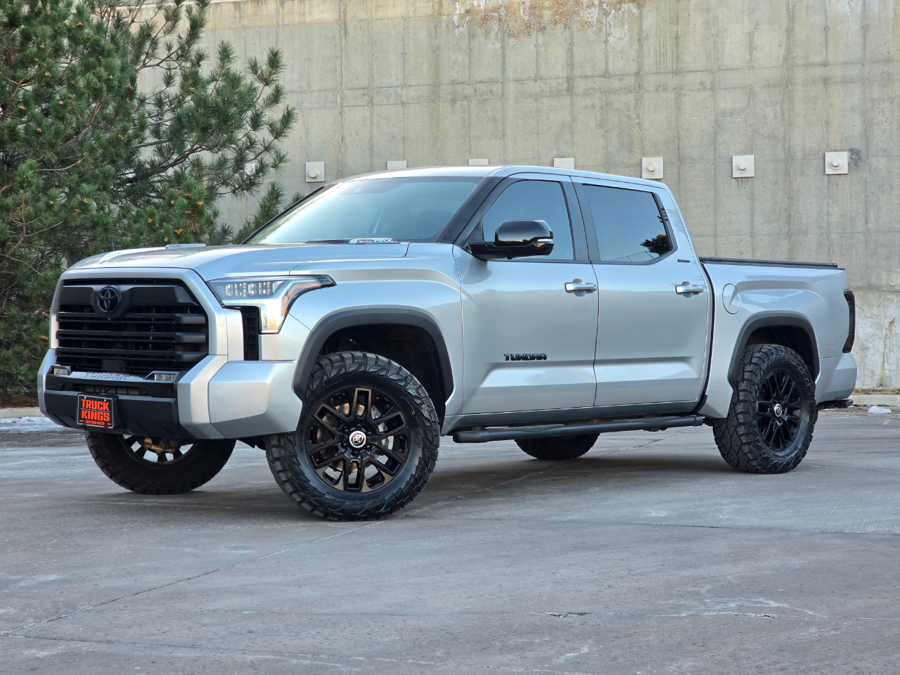 Toyota Tundra 4WD Limited Hybrid CrewMax 5.5' Bed (Natl) 2024