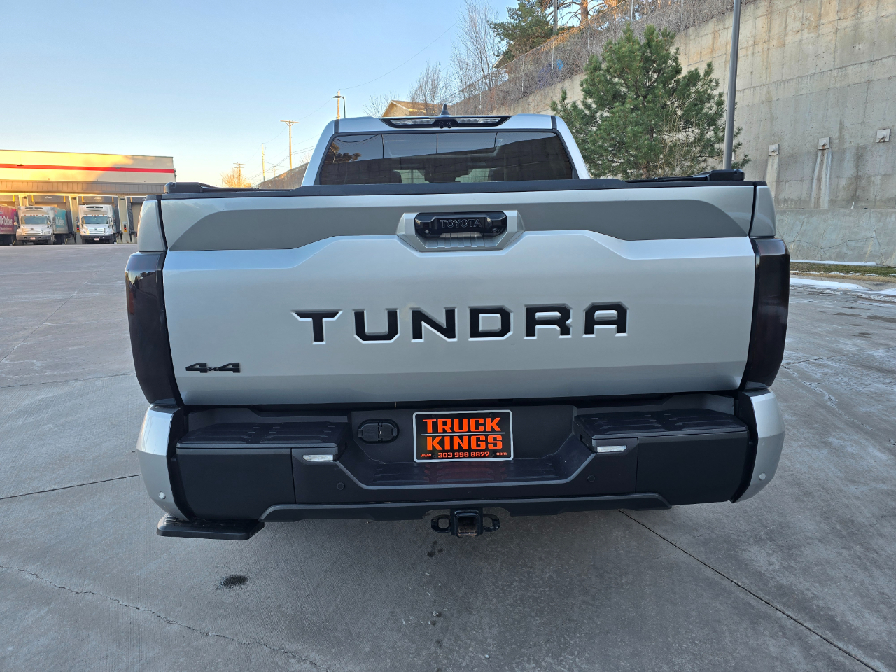 Toyota Tundra 4WD Limited Hybrid CrewMax 5.5' Bed (Natl) 2024