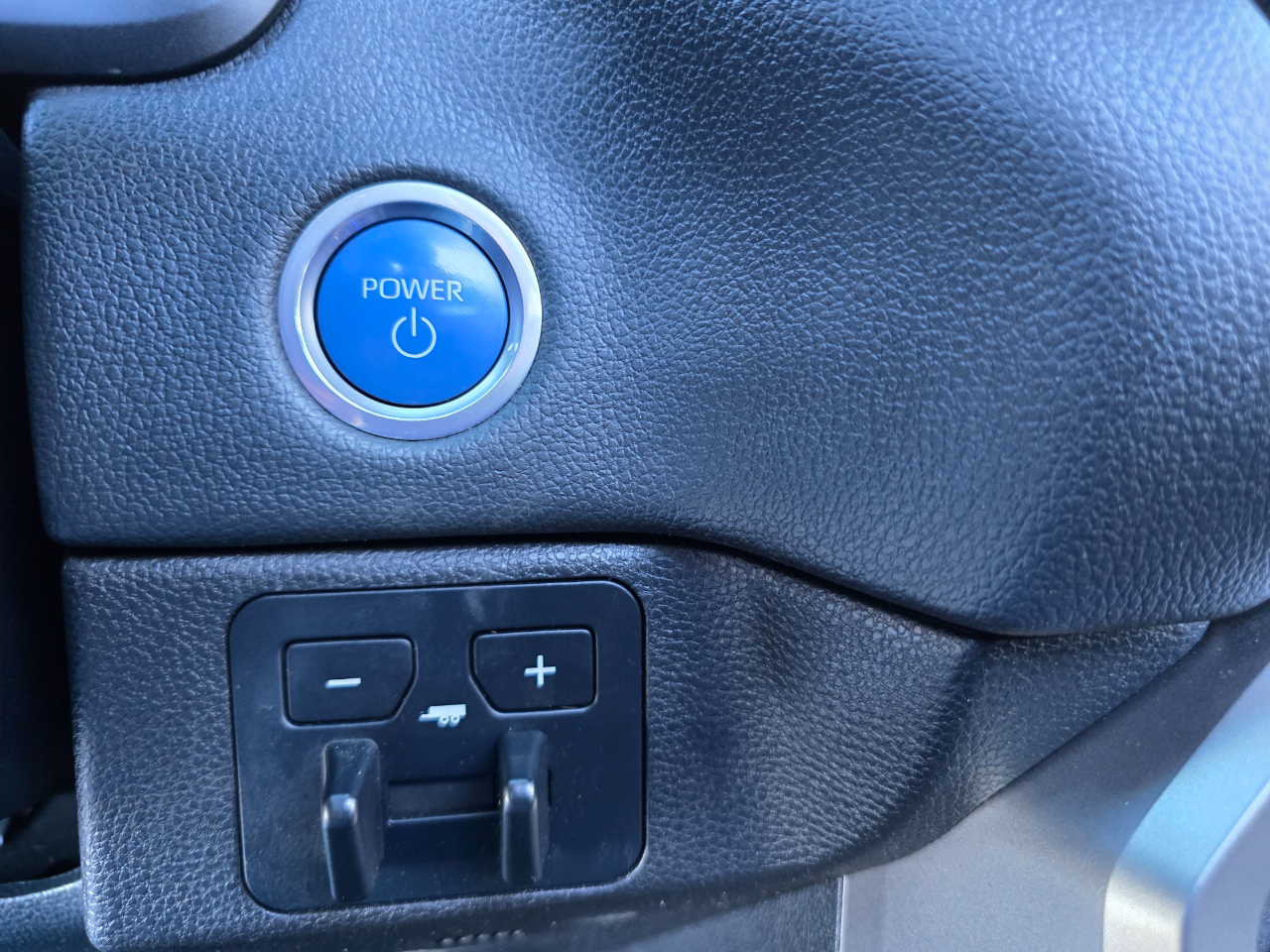 Toyota Tundra 4WD Limited Hybrid CrewMax 5.5' Bed (Natl) 2024