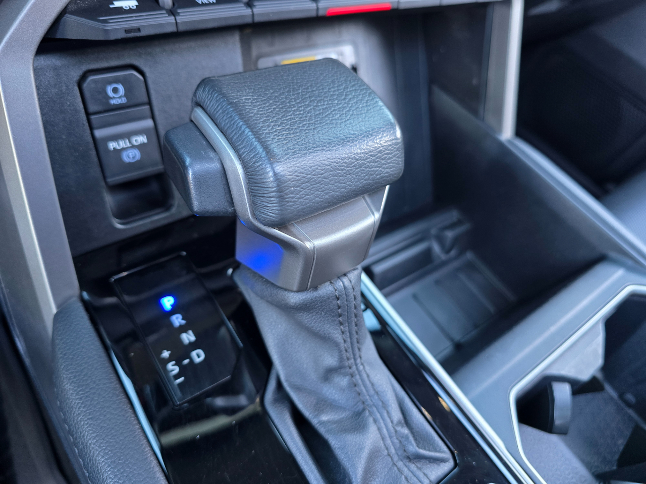 Toyota Tundra 4WD Limited Hybrid CrewMax 5.5' Bed (Natl) 2024