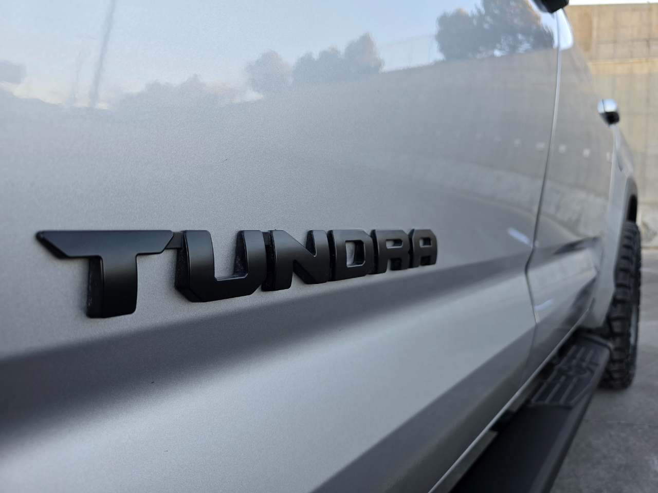 Toyota Tundra 4WD Limited Hybrid CrewMax 5.5' Bed (Natl) 2024