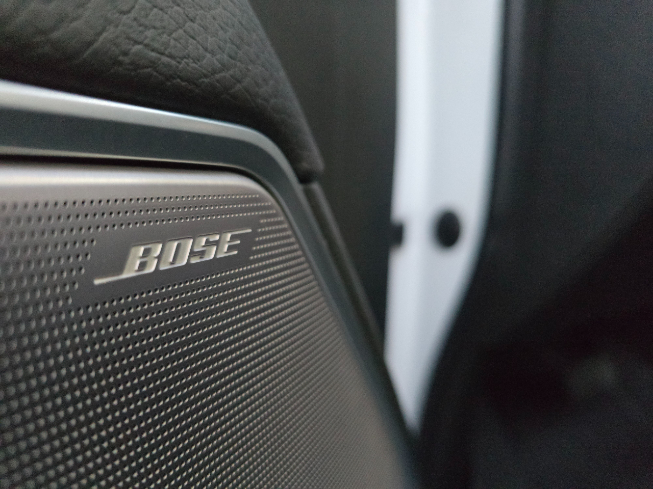 GMC Sierra 1500 4WD Crew Cab 147" Denali 2023