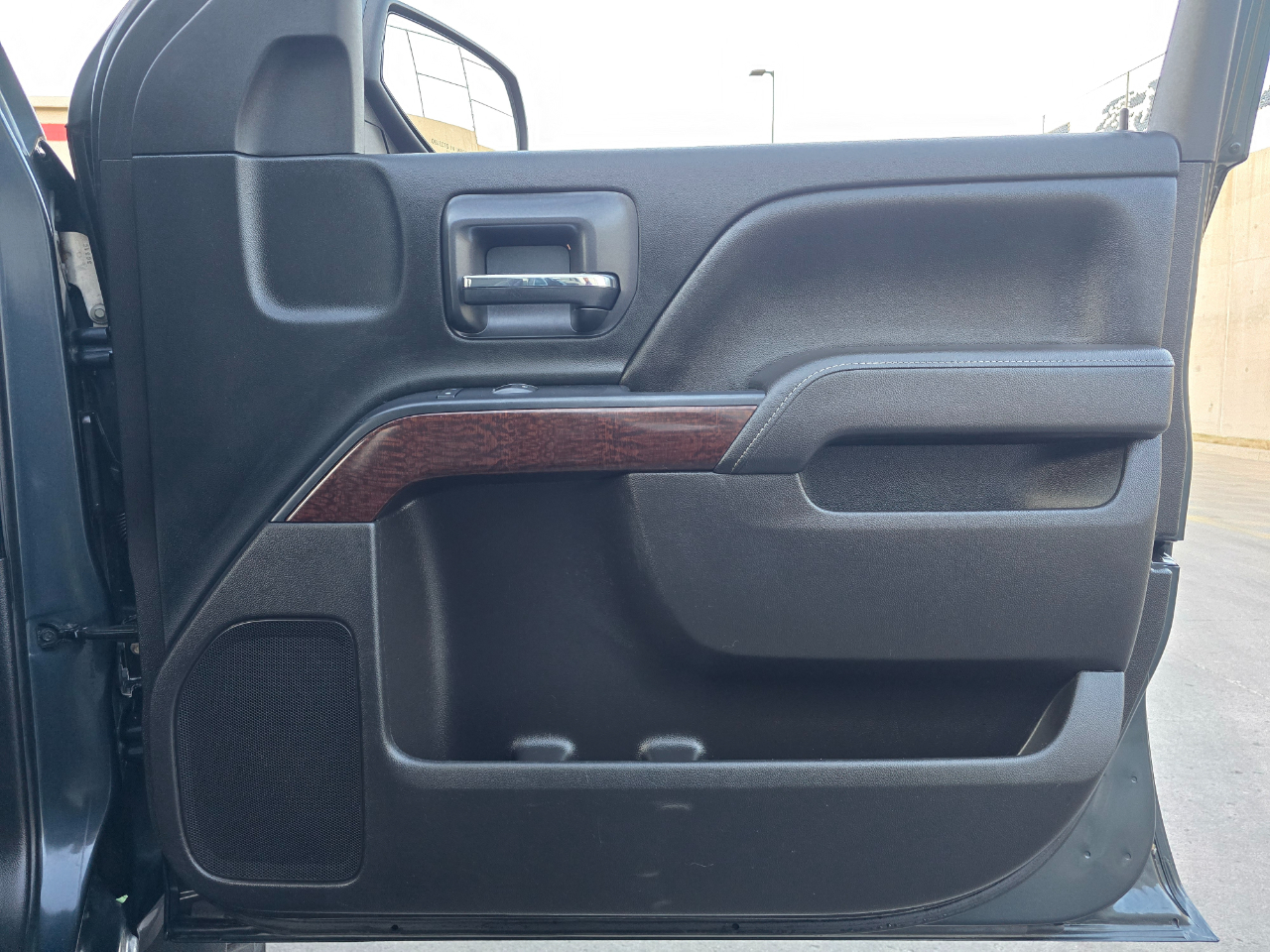 GMC Sierra 1500 4WD Double Cab 143.5" SLE 2017