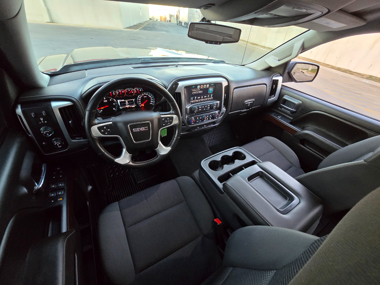 GMC Sierra 1500 4WD Double Cab 143.5" SLE 2017