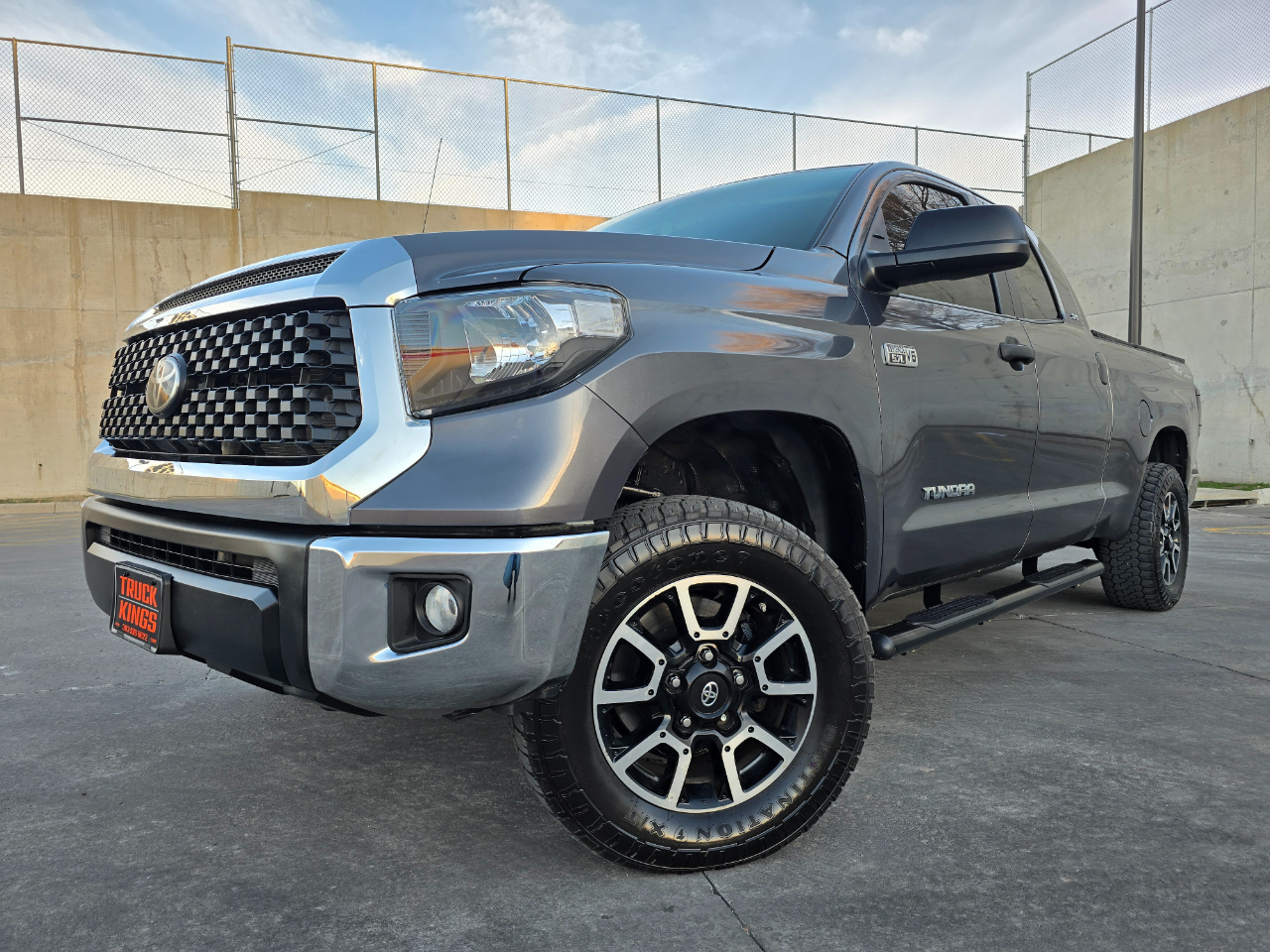 Toyota Tundra 4WD SR5 Double Cab 6.5' Bed (Natl) 2017