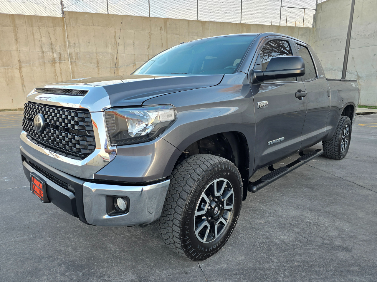 Toyota Tundra 4WD SR5 Double Cab 6.5' Bed (Natl) 2017