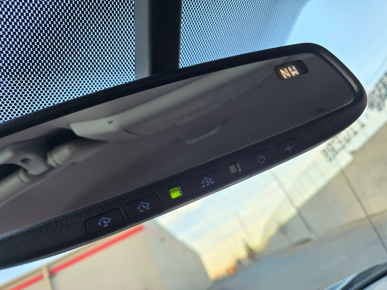 Toyota Tundra 4WD SR5 Double Cab 6.5' Bed (Natl) 2017