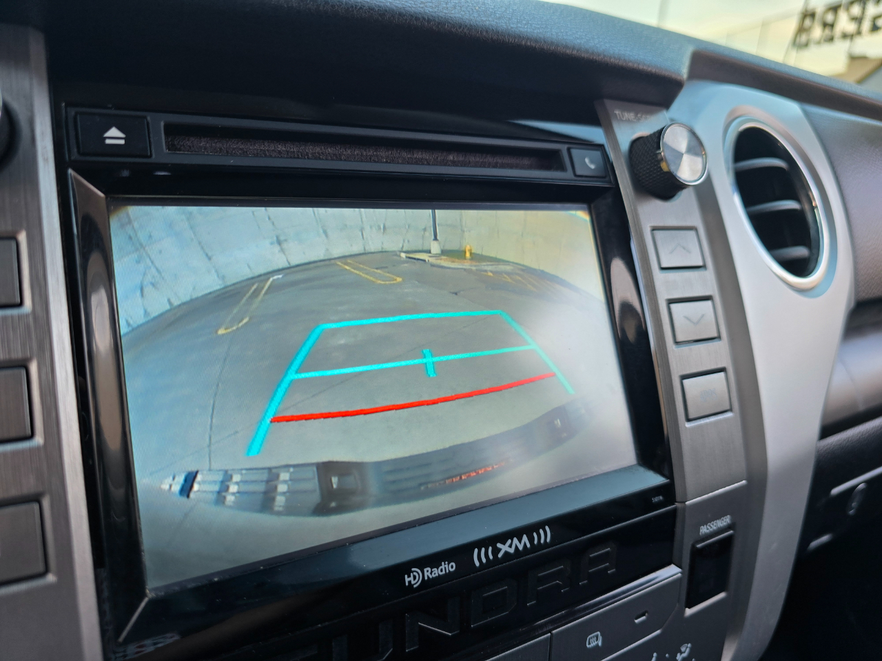 Toyota Tundra 4WD SR5 Double Cab 6.5' Bed (Natl) 2017