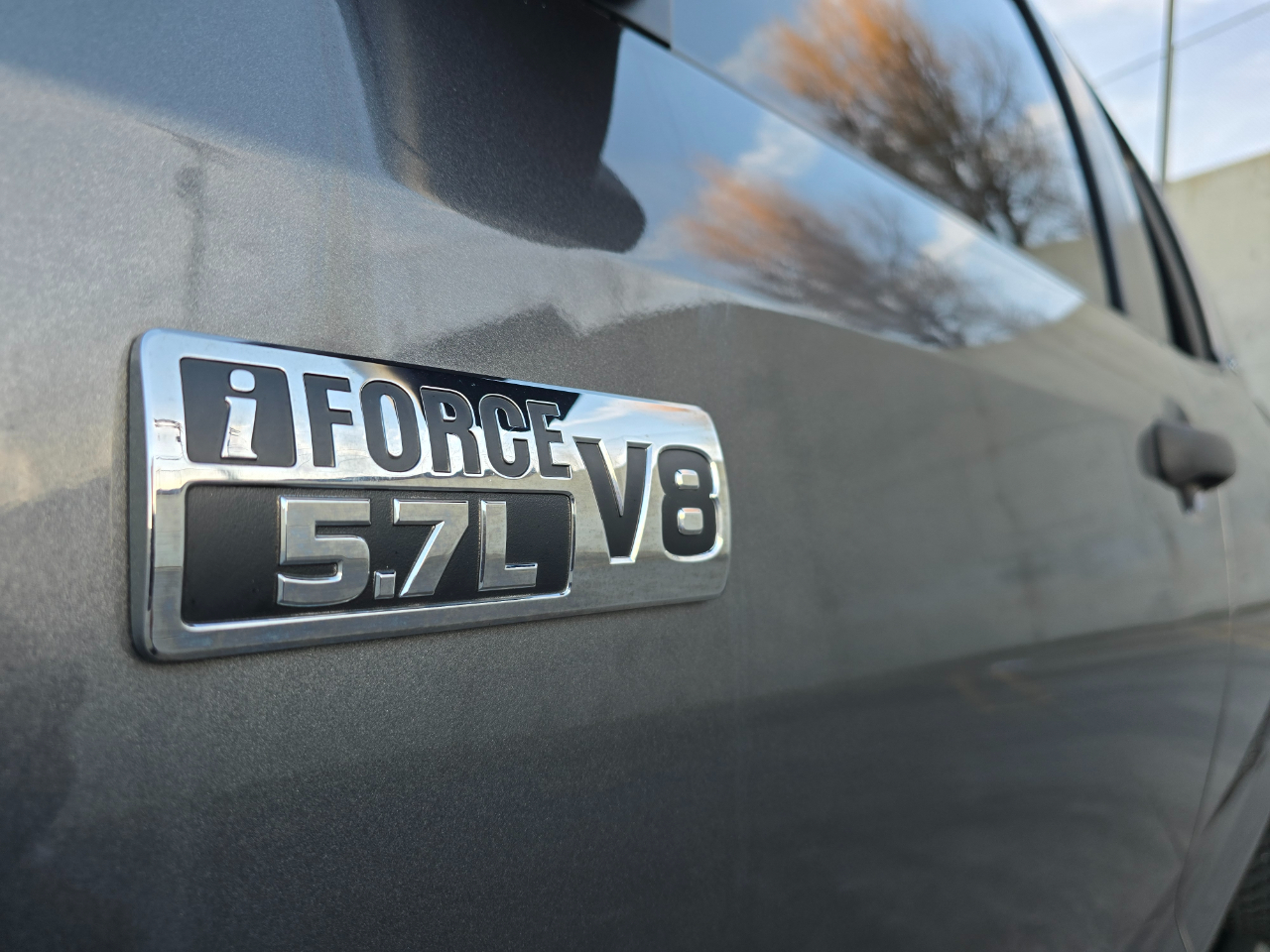 Toyota Tundra 4WD SR5 Double Cab 6.5' Bed (Natl) 2017