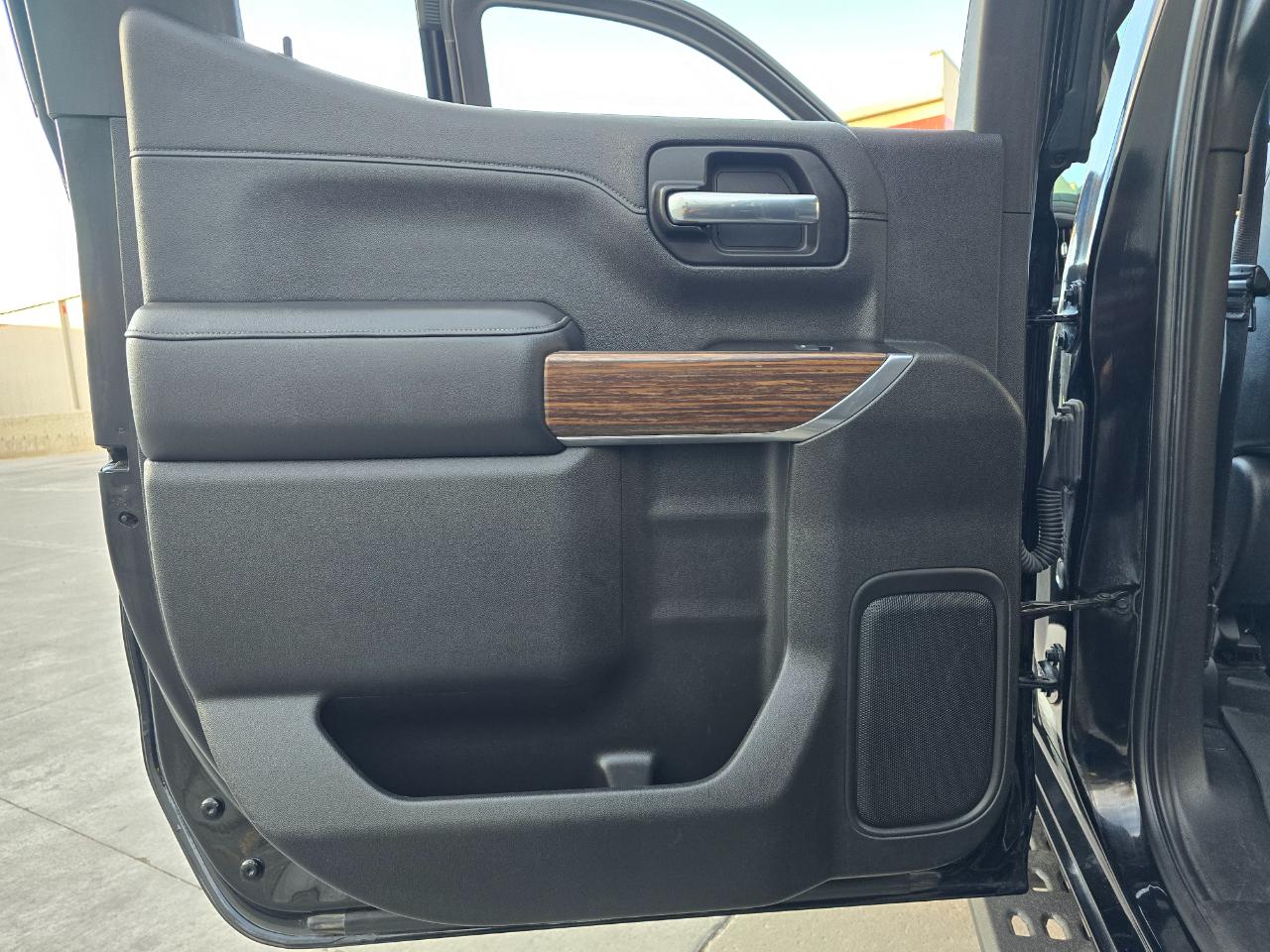 Chevrolet Silverado 1500 4WD Crew Cab 147" High Country 2020