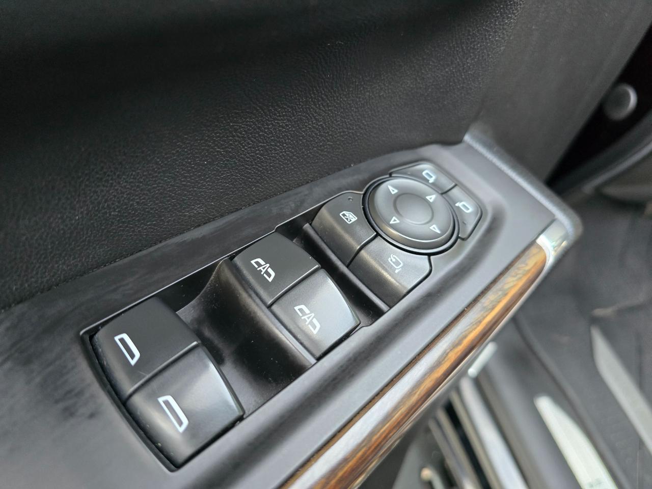 Chevrolet Silverado 1500 4WD Crew Cab 147" High Country 2020