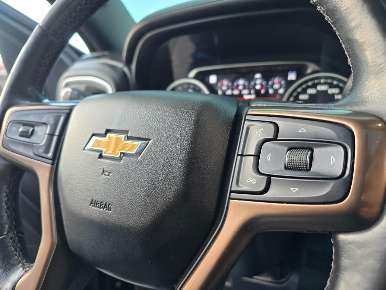 Chevrolet Silverado 1500 4WD Crew Cab 147" High Country 2020