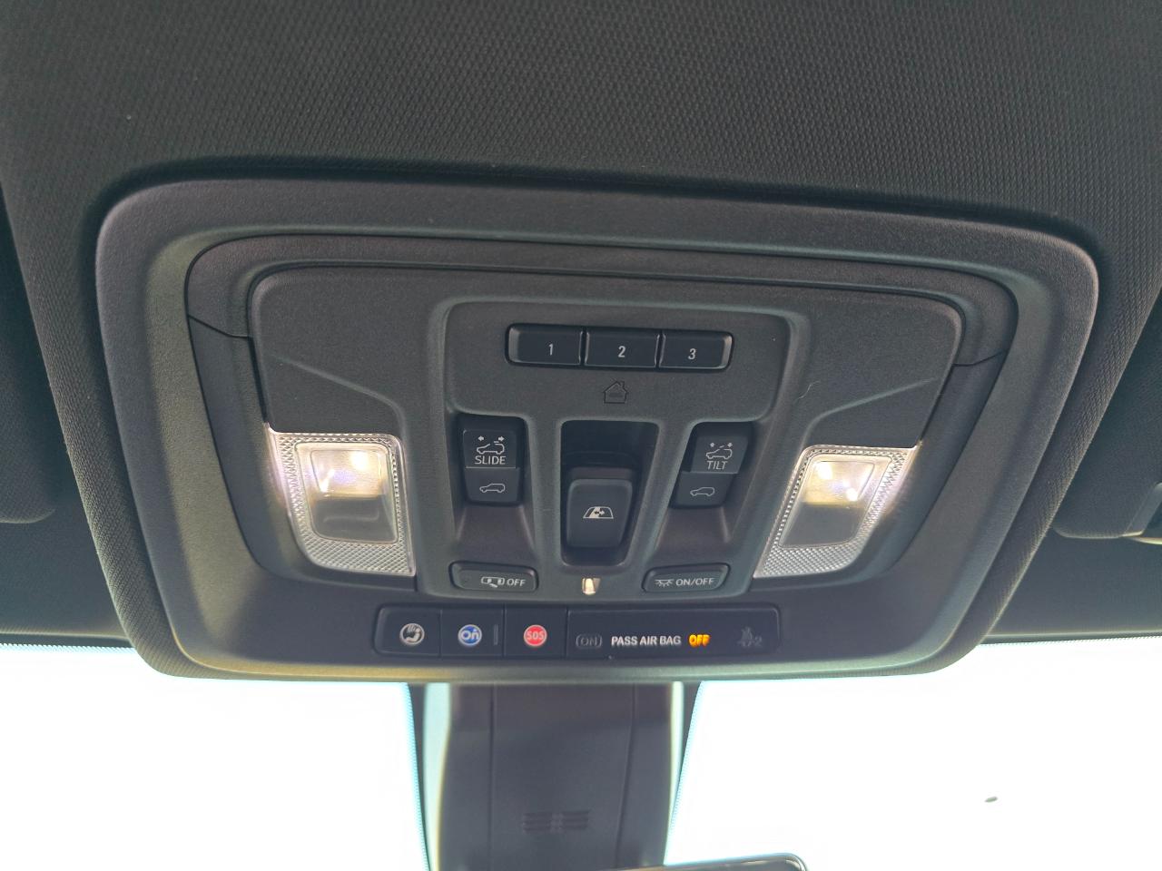 Chevrolet Silverado 1500 4WD Crew Cab 147" High Country 2020