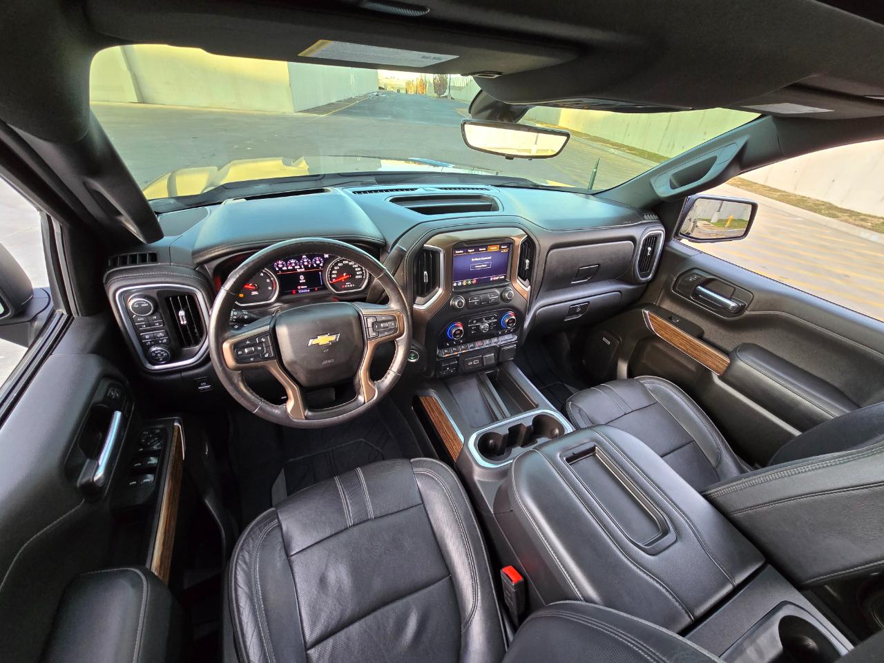 Chevrolet Silverado 1500 4WD Crew Cab 147" High Country 2020