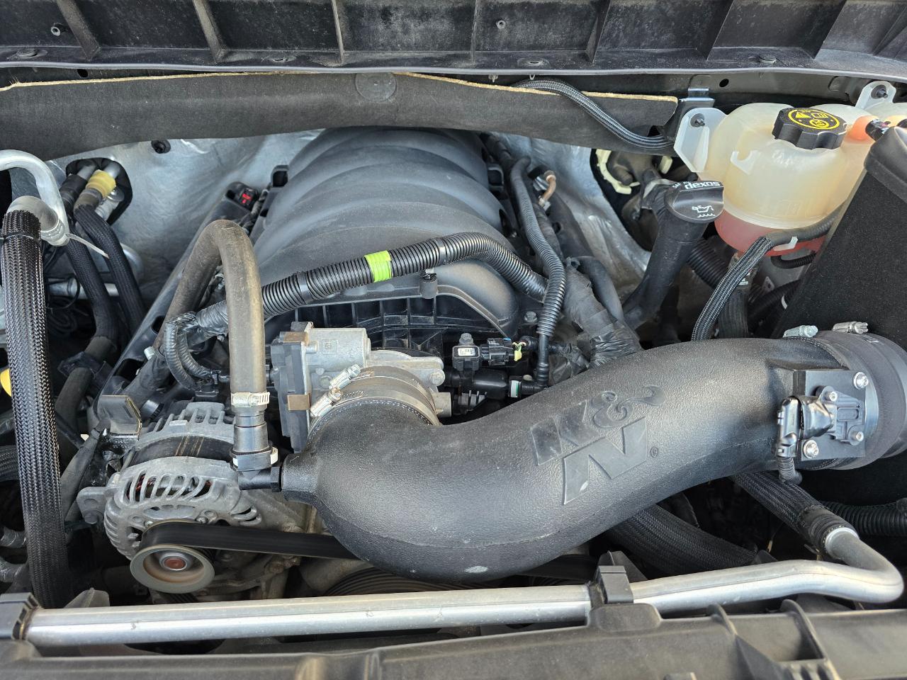 Chevrolet Silverado 1500 4WD Crew Cab 147" High Country 2020