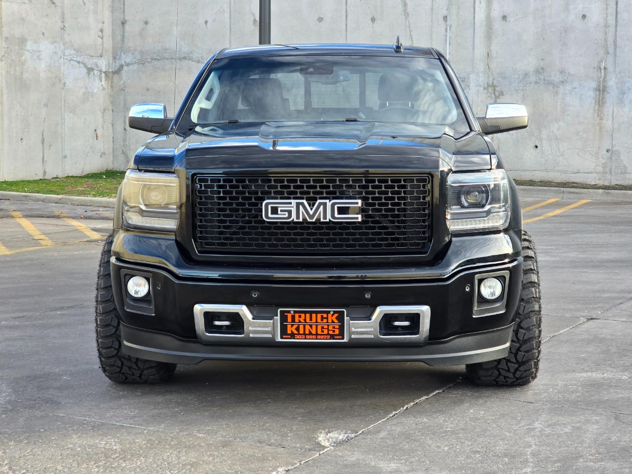 GMC Sierra 1500 4WD Crew Cab 143.5" Denali 2015