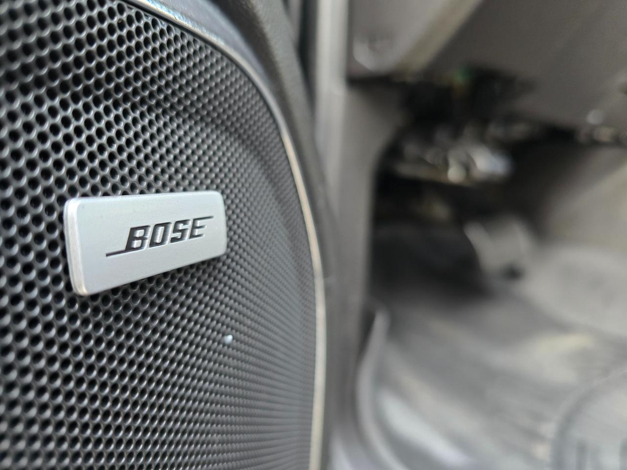 GMC Sierra 1500 4WD Crew Cab 143.5" Denali 2015