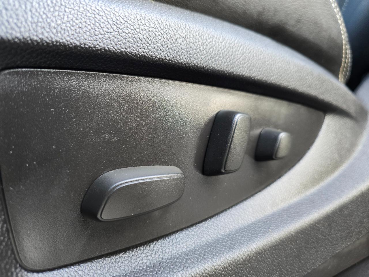 GMC Sierra 1500 4WD Crew Cab 143.5" Denali 2015