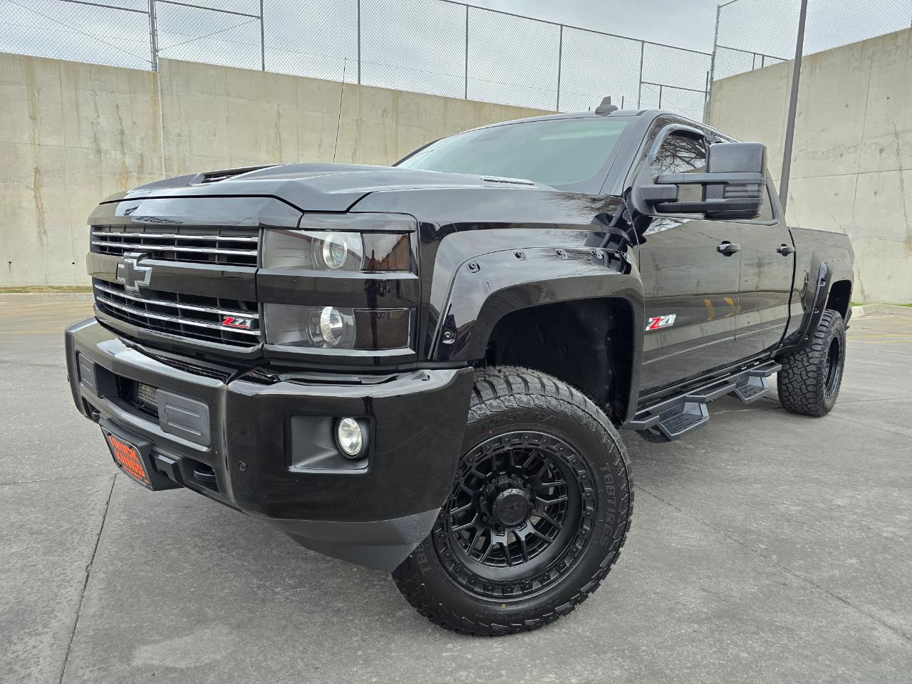 Chevrolet Silverado 2500HD 4WD Crew Cab 153.7" LTZ 2018