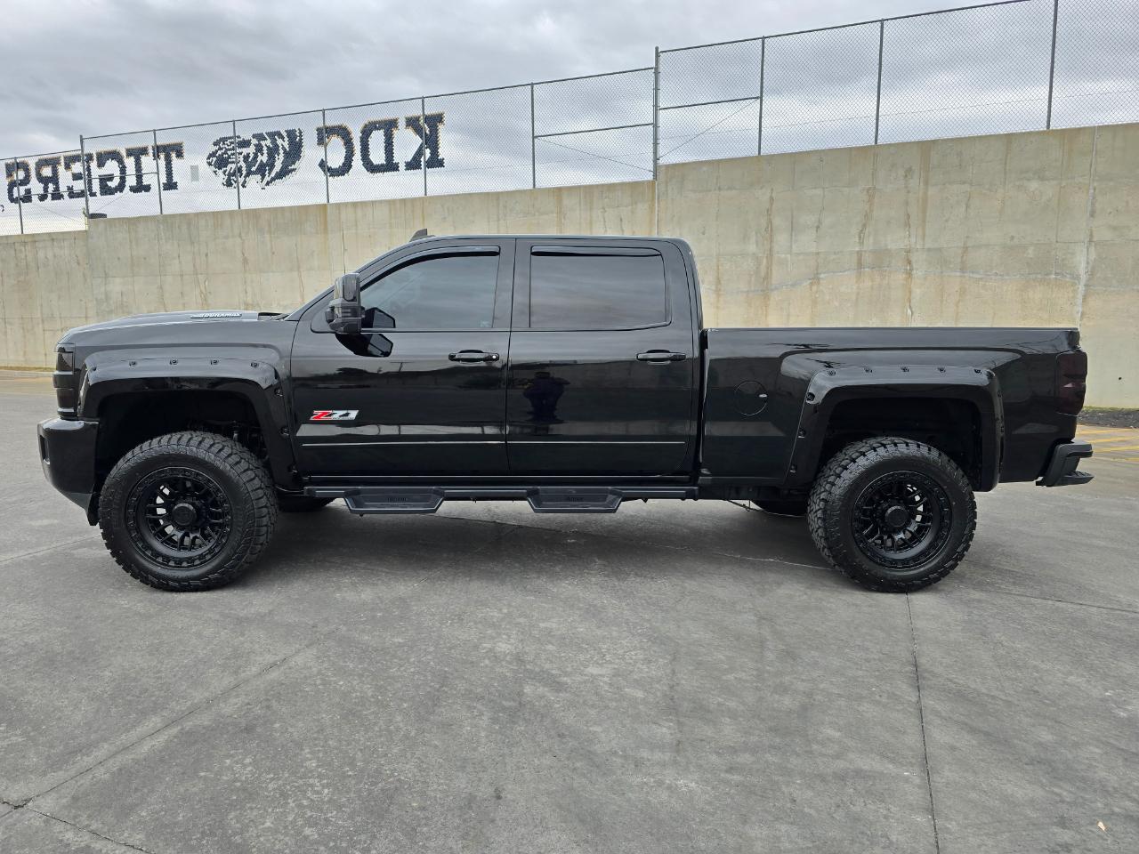 Chevrolet Silverado 2500HD 4WD Crew Cab 153.7" LTZ 2018