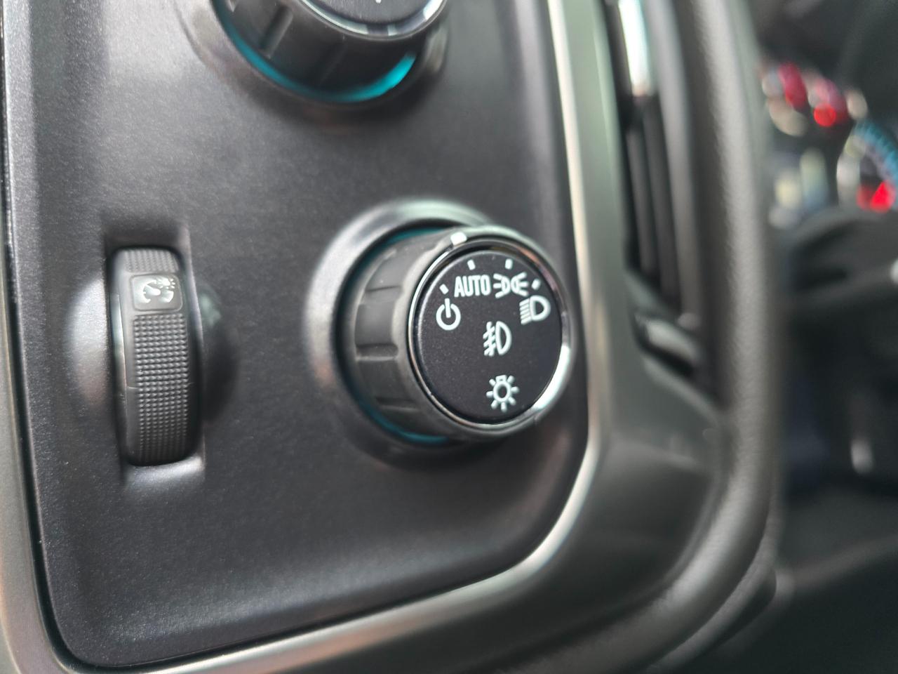 Chevrolet Silverado 2500HD 4WD Crew Cab 153.7" LTZ 2018