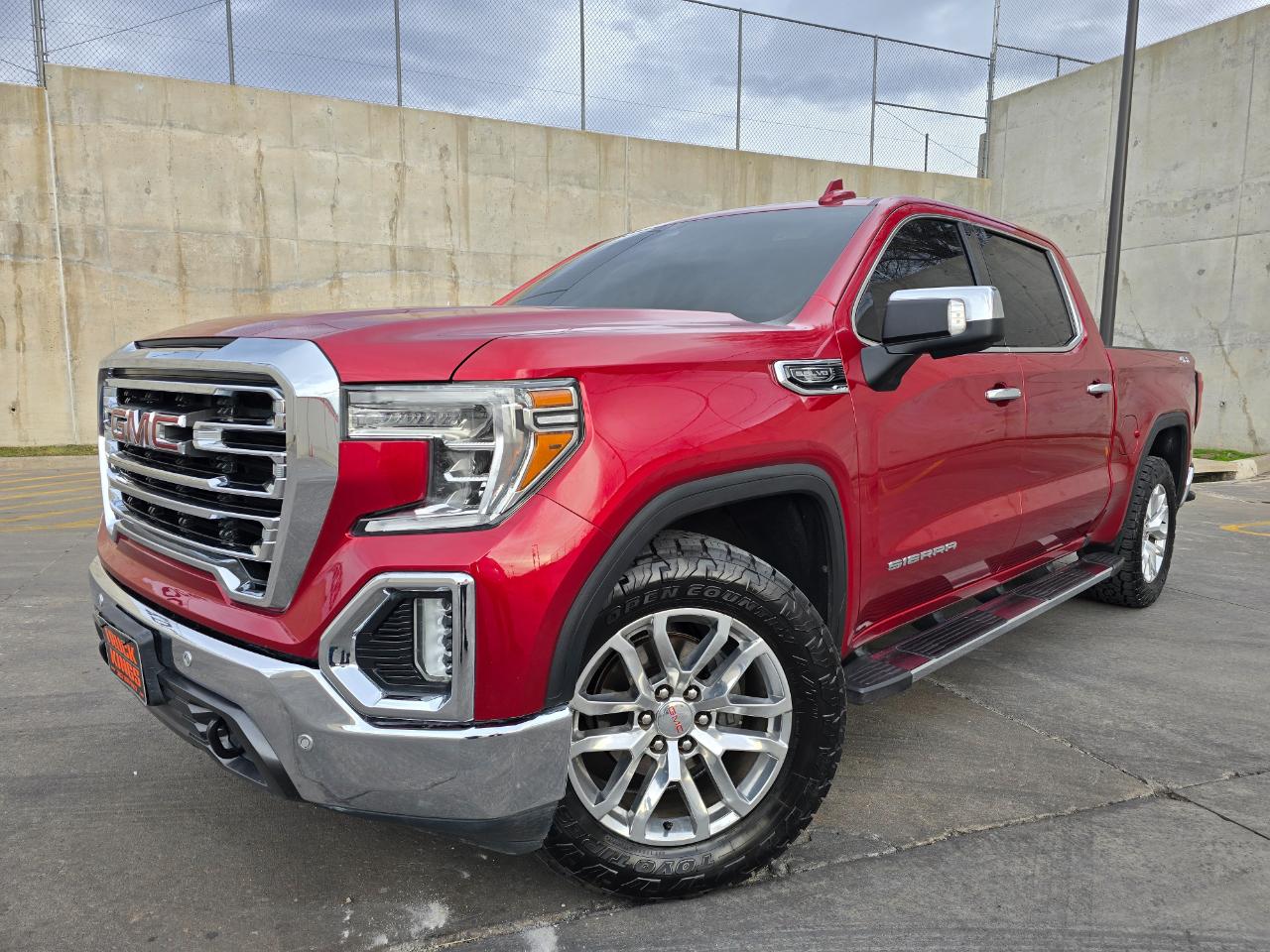 GMC Sierra 1500 4WD Crew Cab 147" SLT 2019