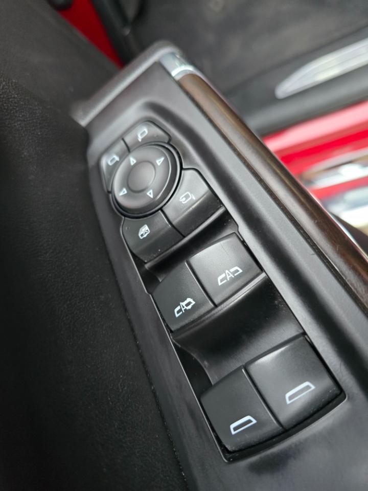 GMC Sierra 1500 4WD Crew Cab 147" SLT 2019