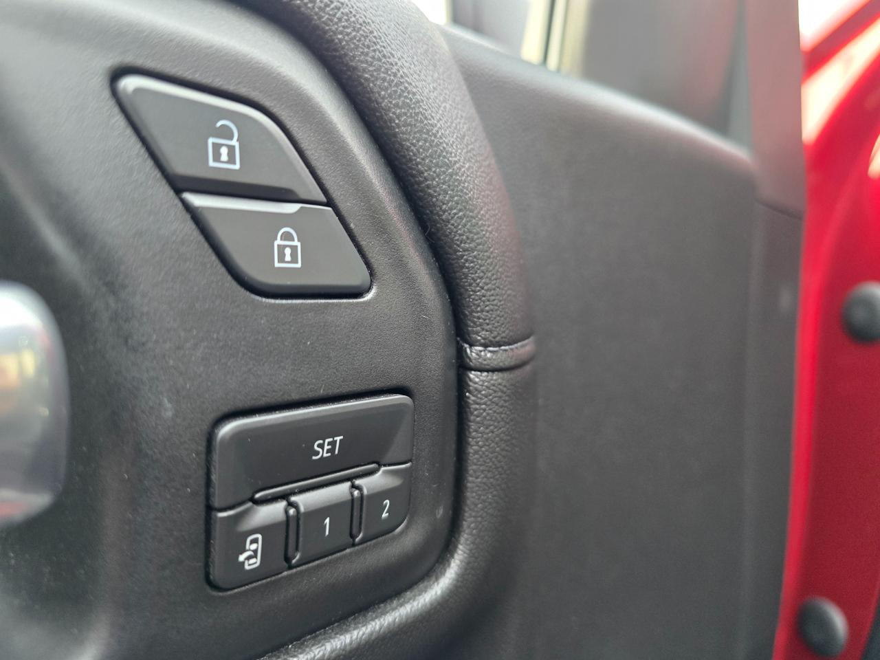 GMC Sierra 1500 4WD Crew Cab 147" SLT 2019